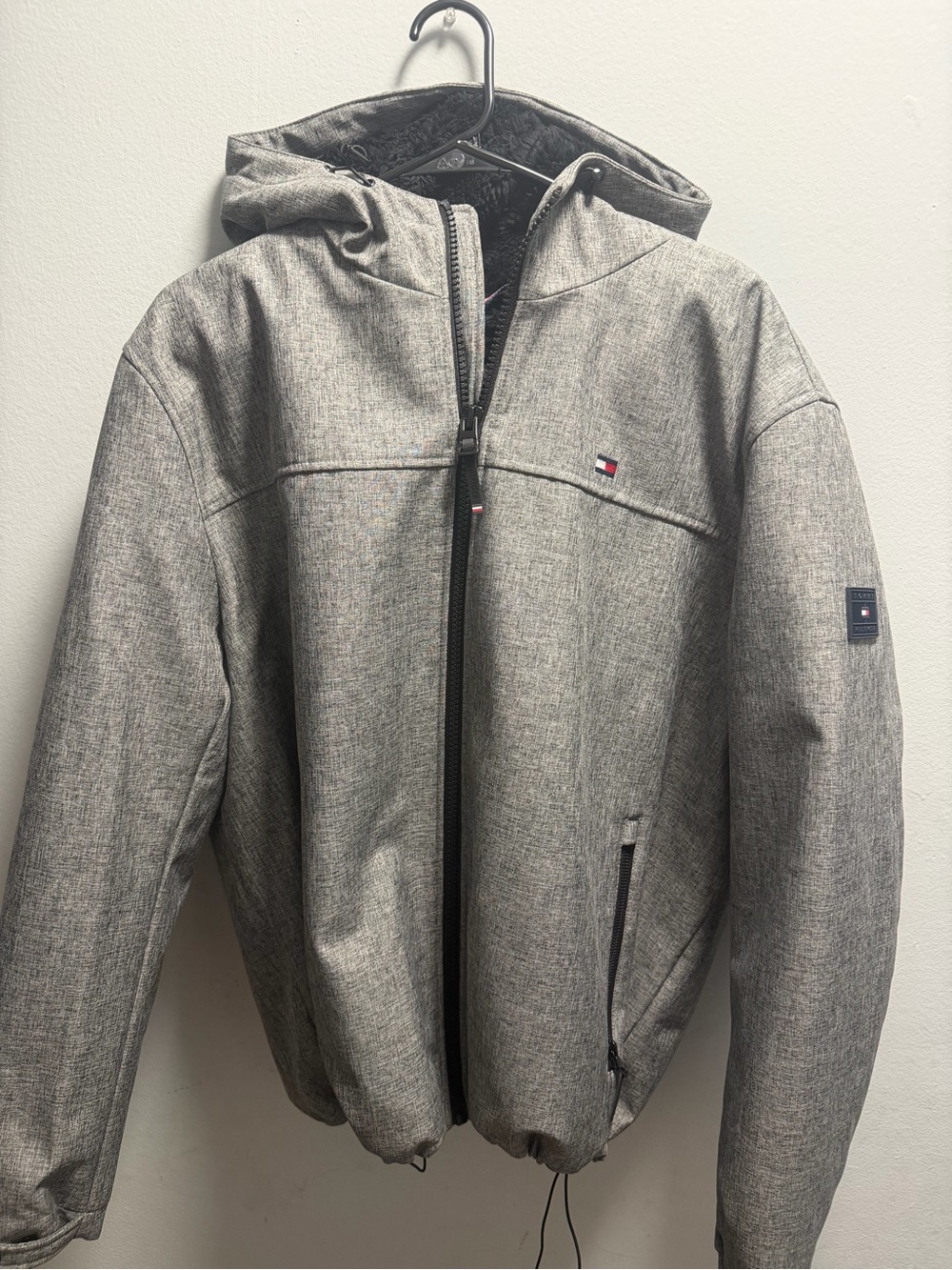Tommy Hilfiger Men's Light Gray Hooded Rain Jacket